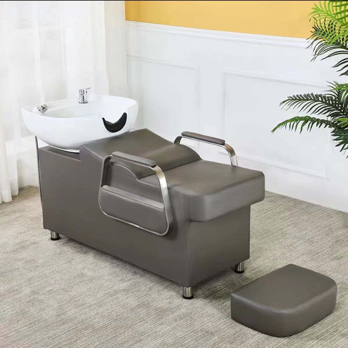 Cama de lavado de cabello para peluquería con reposapiés, lavabo de cerámica, cama de lavado de cabello semireclinable para peluquerías, cama de masaje y peluquería.