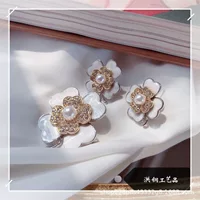 Брошь с четырехлистным клевером Hong Gang Crafts, серебряная игла 925 пробы, элегантный чонсам, элегантный женский цветок