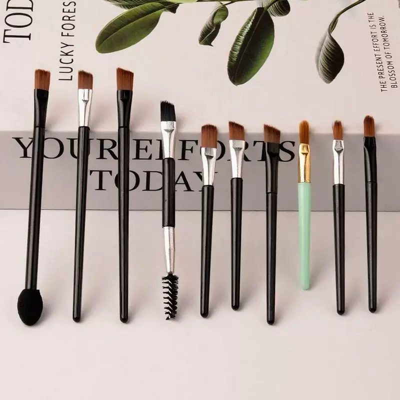 Makeup Brush Set, 11-Piece Multi-Tool Kit, aluminum ferrule, assorted eye & lip tips