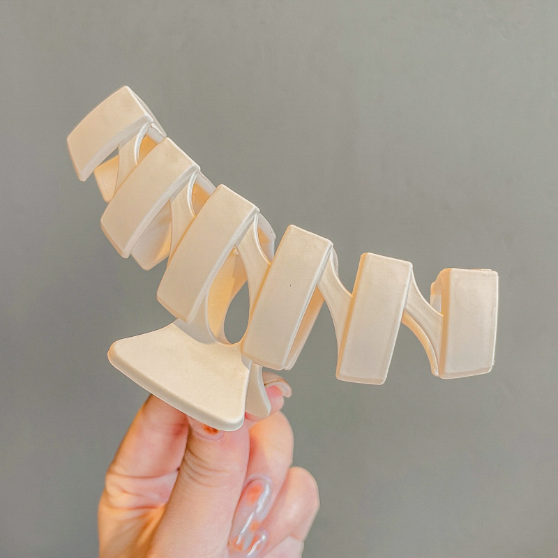 Gran volumen de cabello, horquilla larga, sentido avanzado femenino 2025 nuevo clip de agarre completo, clip de tiburón, tocado, horquilla