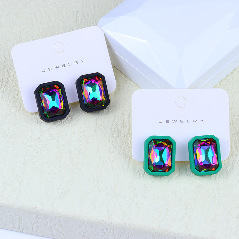 1 Pair Retro Geometric Arylic Inlay Glass Women's Ear Studs display picture 4