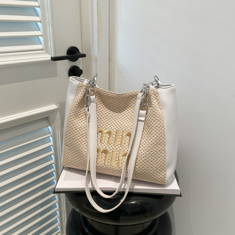 Bolso de gran capacidad retro para mujeres 2025 nueva moda letras extranjeras bolso de hombro de color para trabajar bolso de viaje