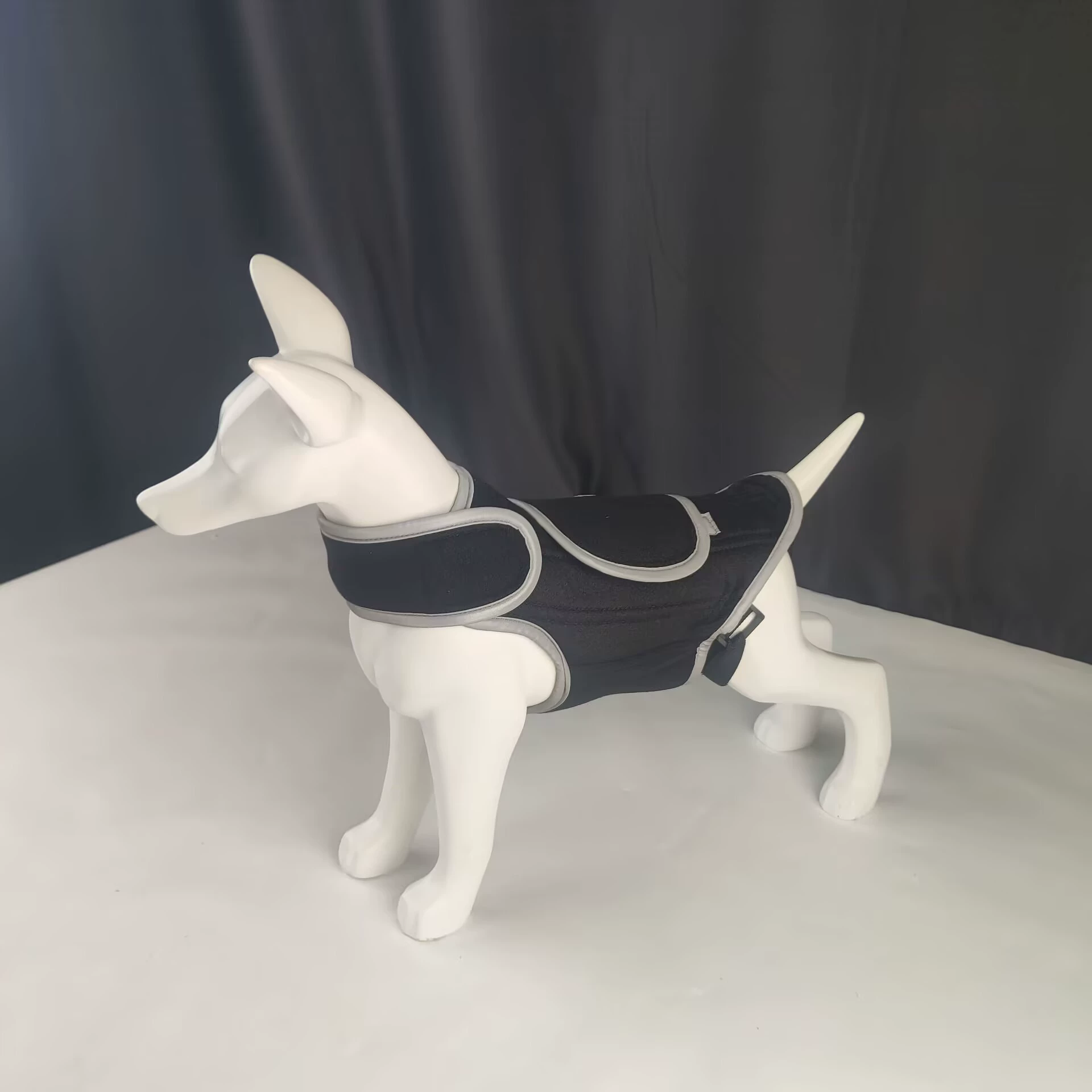 Самый популярный на Amazon защитный жилет для собак с поддержкой спины для предотвращения проблем с позвоночником у собак