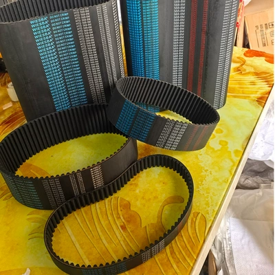 Black rubber ring-shaped toothed: Avtomobil ötürücü kəmərləri