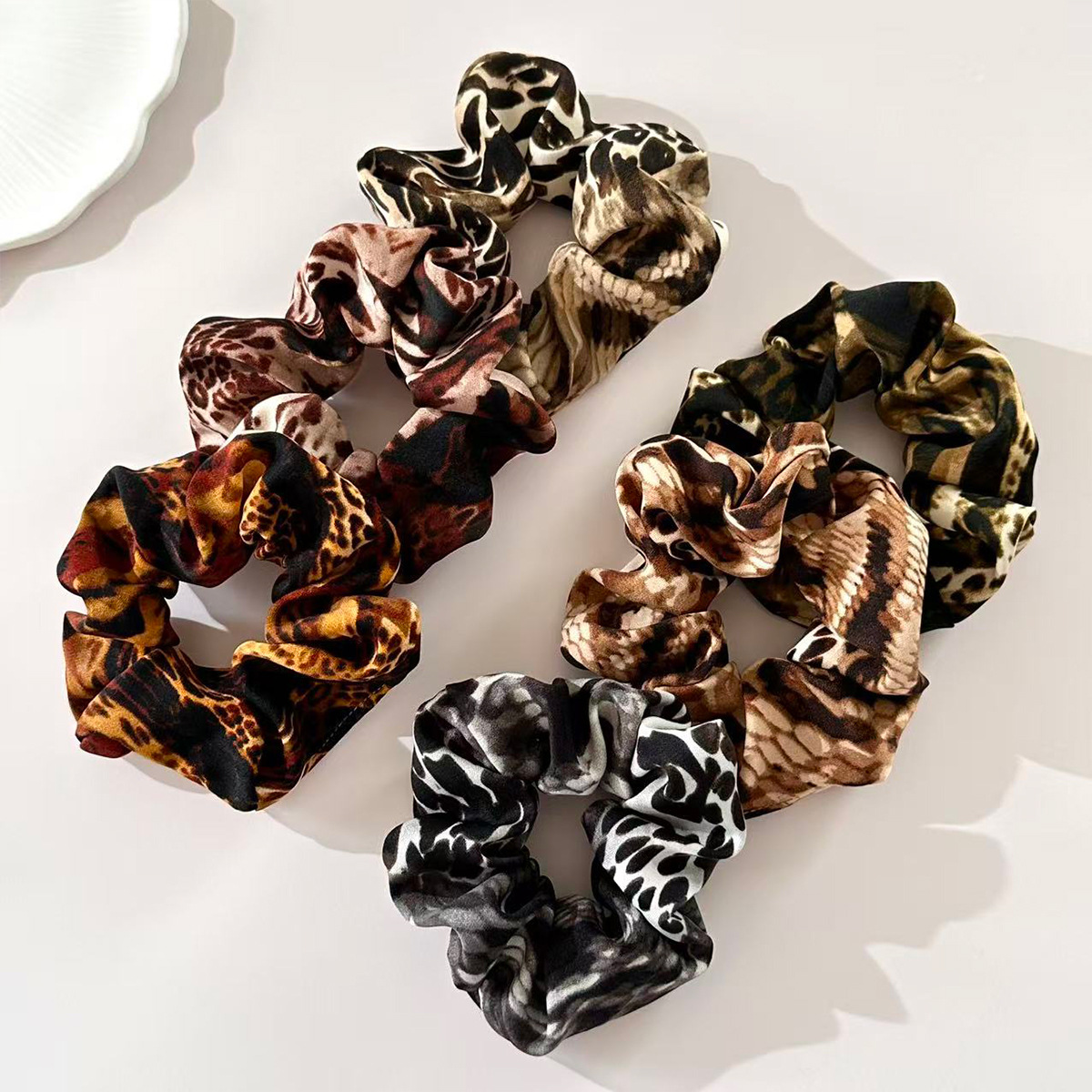 11g Weight Hair Tie Hair Accessories Type 1 Piece Quantity Cloth Material Snakeskin Pattern Women's Gender Retro Style Vintage Snakeskin Large Elastic Hairband Women's Fabric Hair Accessories Hairband Hair Rope 3