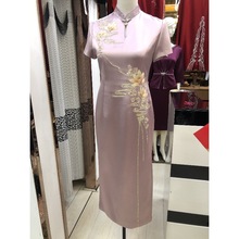 高端刺绣喜婆婆婚宴装醋酸旗袍裙2025春夏新款妈妈结婚礼服年轻款