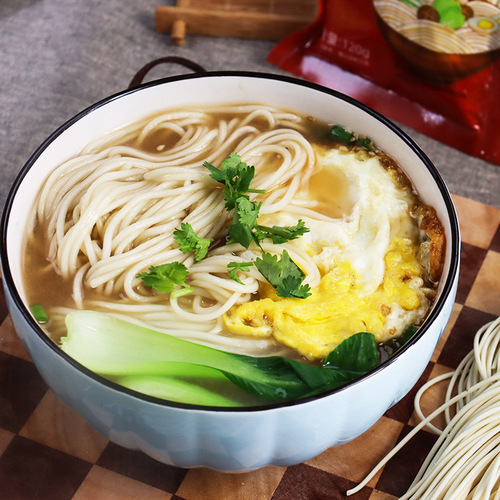 Fresh Ramen Northeast Grandma Hand-Cut Noodles, Mixed Noodles, Instant Noodles, Semi-Dry Fresh Noodles, Alkaline Boiled Noodles, Wholesale