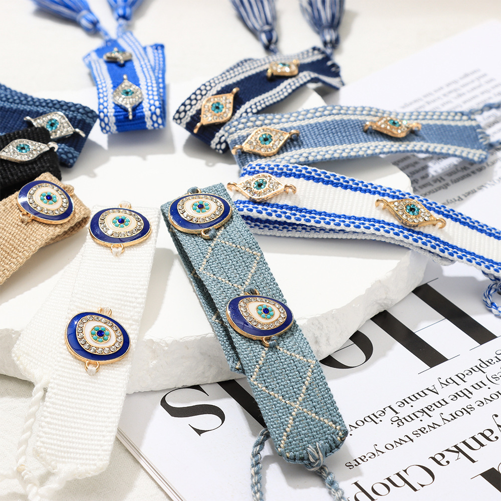 10g Weight Rhinestones Inlay Material Bracelets Classification Polyester Chain Material 1 Piece Quantity Holiday, Daily Occasion Polyester Material Devil's Eye, Heart Shape Pattern Unisex Gender Tassel, Braid, Inlay Design Casual Style Casual Devil's Eye Heart Shape Rhinestones Polyester Wholesale Bracelets 8
