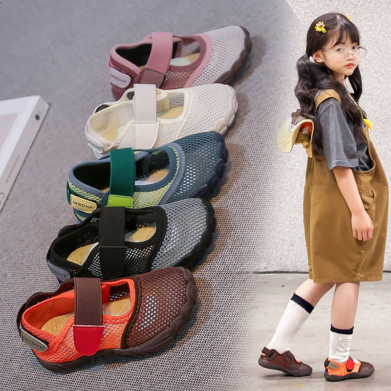 Zapatos de playa de moda para niñas versátiles 2026 verano nuevos zapatos de retroceso antideslizantes para niños sandalias al aire libre para niños zapatos individuales image 1