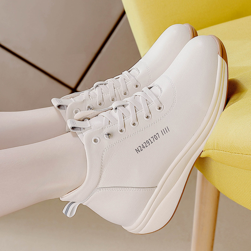 Otoño nuevo versátil in Otoño zapatos de alta altura zapatos de comercio exterior zapatos de plantilla de mujer zapatos blancos pequeños