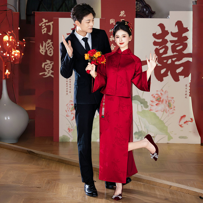High-Quality Chinese-Style Festive Stand-Collar Tang Suit with Plate Buttons, Wedding Heavy Jacquard Top, Improved Toast Suit Set