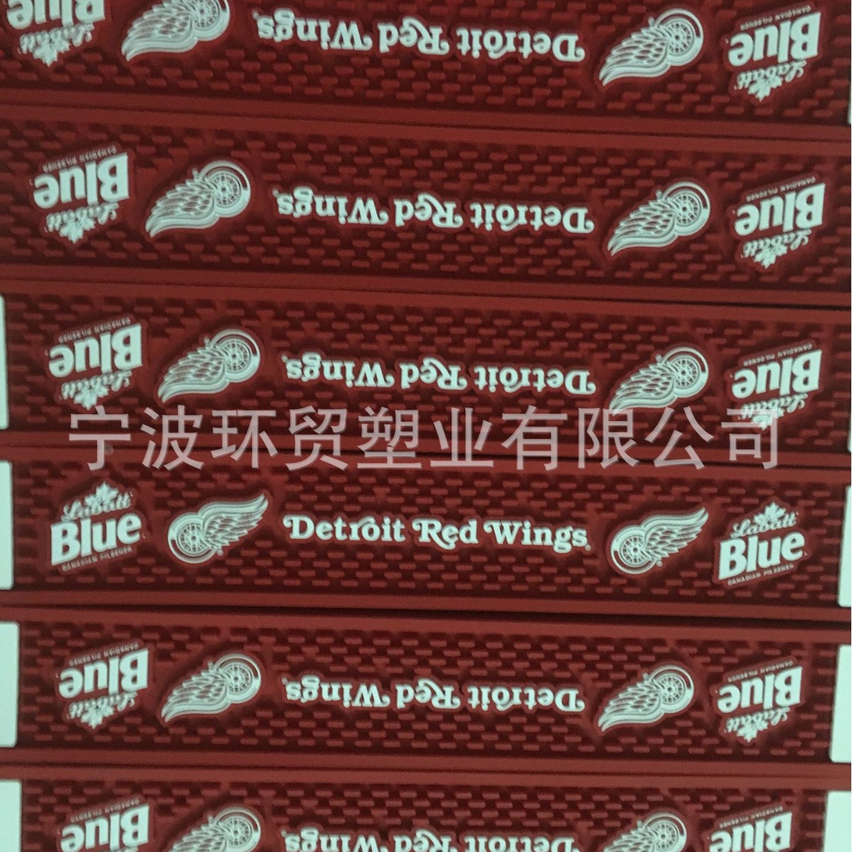 源厂家生产吧台调酒垫加厚环保PVC沥水垫酒吧服务垫定制logo尺寸