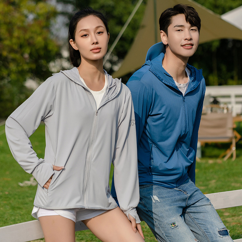 UPF50 여름 태양 보호 의류 여성의 초박형 통기성 아이스 실크 스킨 의류 남성과 여성의 야외 코트 로고 인쇄