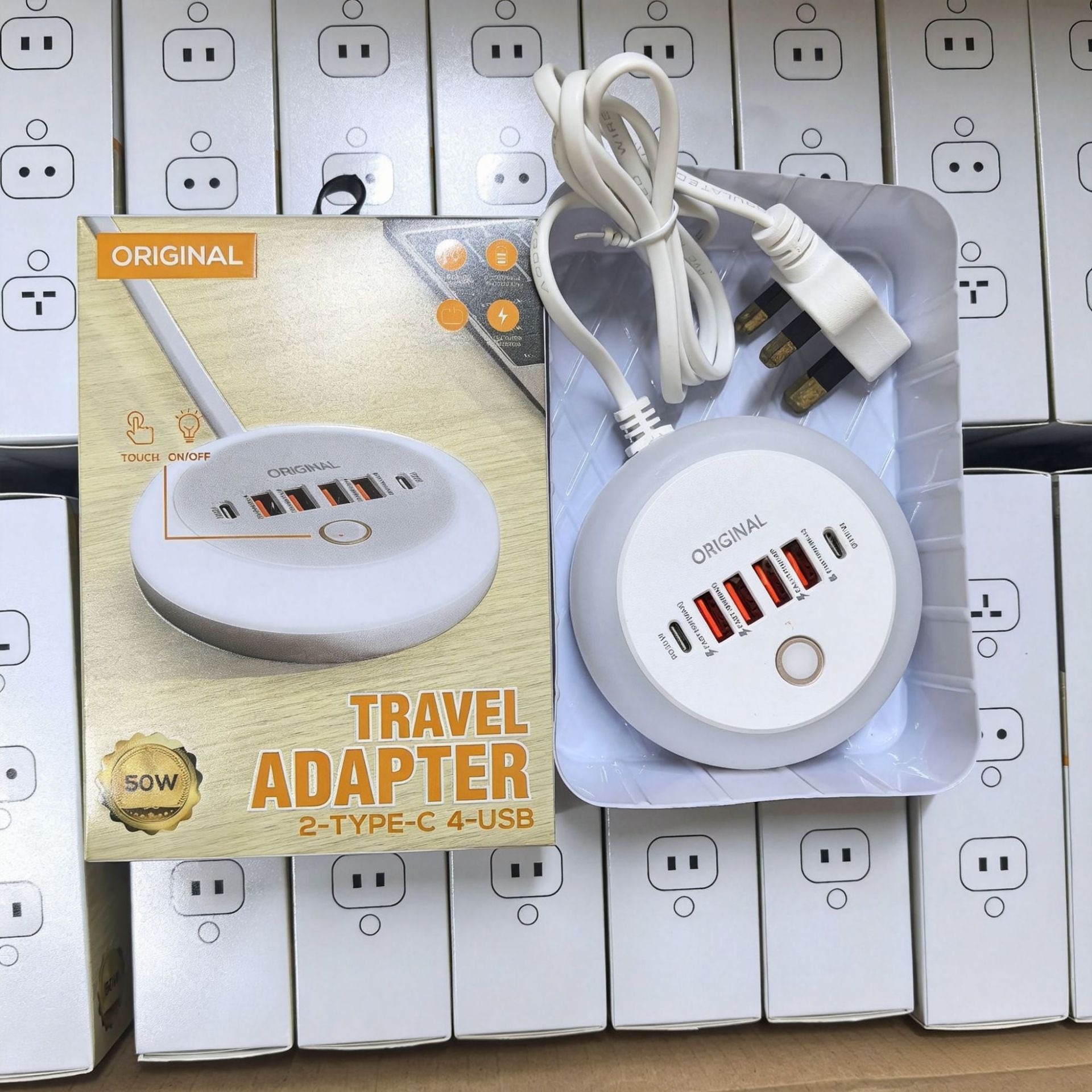 Sınır Ötesi Yeni Model Yuvarlak PD50W Çoklu Hızlı Şarj Çoklu Fonksiyonlu Aydınlatmalı Priz 4USB+Çift Type-C Akıllı Şarj Başlığı