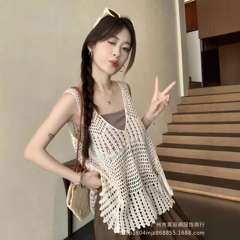 Summer New Crochet Hollow Knitted Vest Women's Top Loose Outer Sleeveless Sling T-shirt Outer Wear Cool