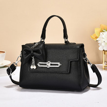 �߼��Еr�ЄP���2024�＾�¿�Ů����֦�yPU���w�i�۰�б��μ��