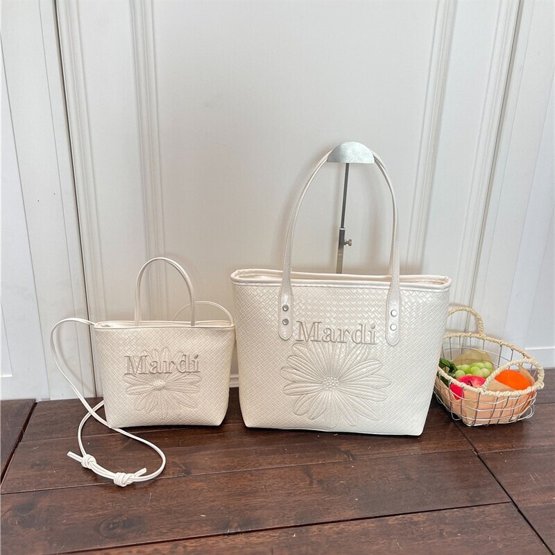 2026 New Mardi Embroidered Daisy Tote Bag for Women, Large Capacity Shoulder Handbag, Simple Daily Commuting Bag 2026 New Mardi Embroidered Daisy Tote Bag for Women, Large Capacity Shoulder Handbag, Simple Daily Commuting Bag