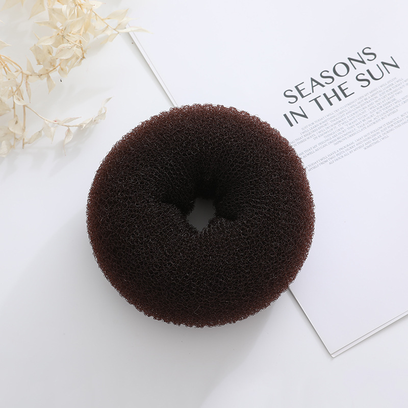 Fabricantes de bolos de cabeza de punto para el cabello atado adornamiento de cabello trenzado artefacto de donut anillo de cabello brote de flores herramientas de cabello