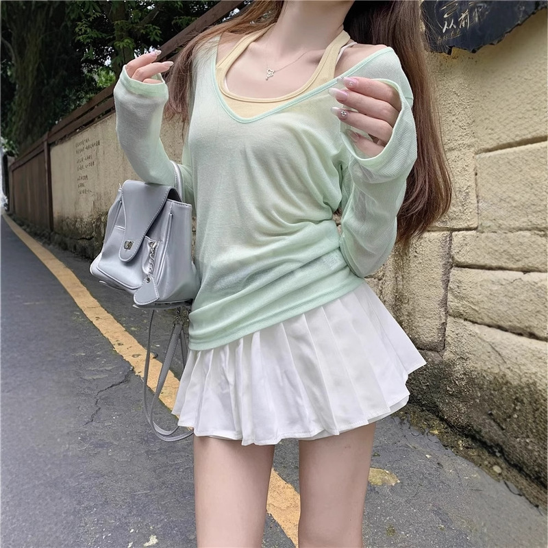 V-Neck Stacked Sunscreen Long-Sleeved T-Shirt Elegant Slim-Fit Slimming Halter Camisole Women's Summer Pure Fashion suit