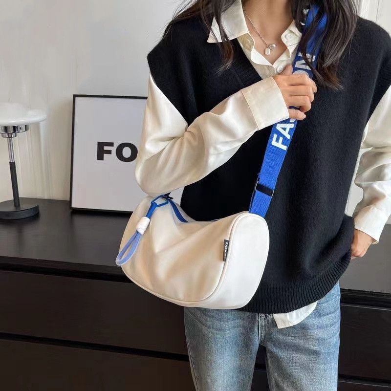 新款休闲大容量尼龙帆布包包女时尚单肩包百搭宽带斜挎枕头包|undefined