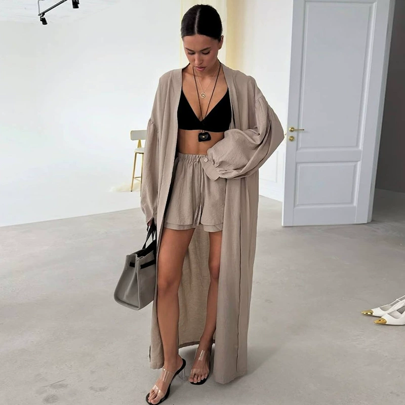 Летний модный фонарик? нет, flashlight неуместно. Лучше: Летний модный cardigan?