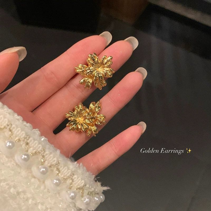 Серьги (универсальные) женские, светлая роскошь серебристые и золотистые тона, набор разного стиля