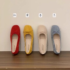 蝶結びの韓国版の浅い口の靴の女性の2025春の足は平底の快適な楽福の靴のカラーの青年の女性の靴の潮を漕ぎます。