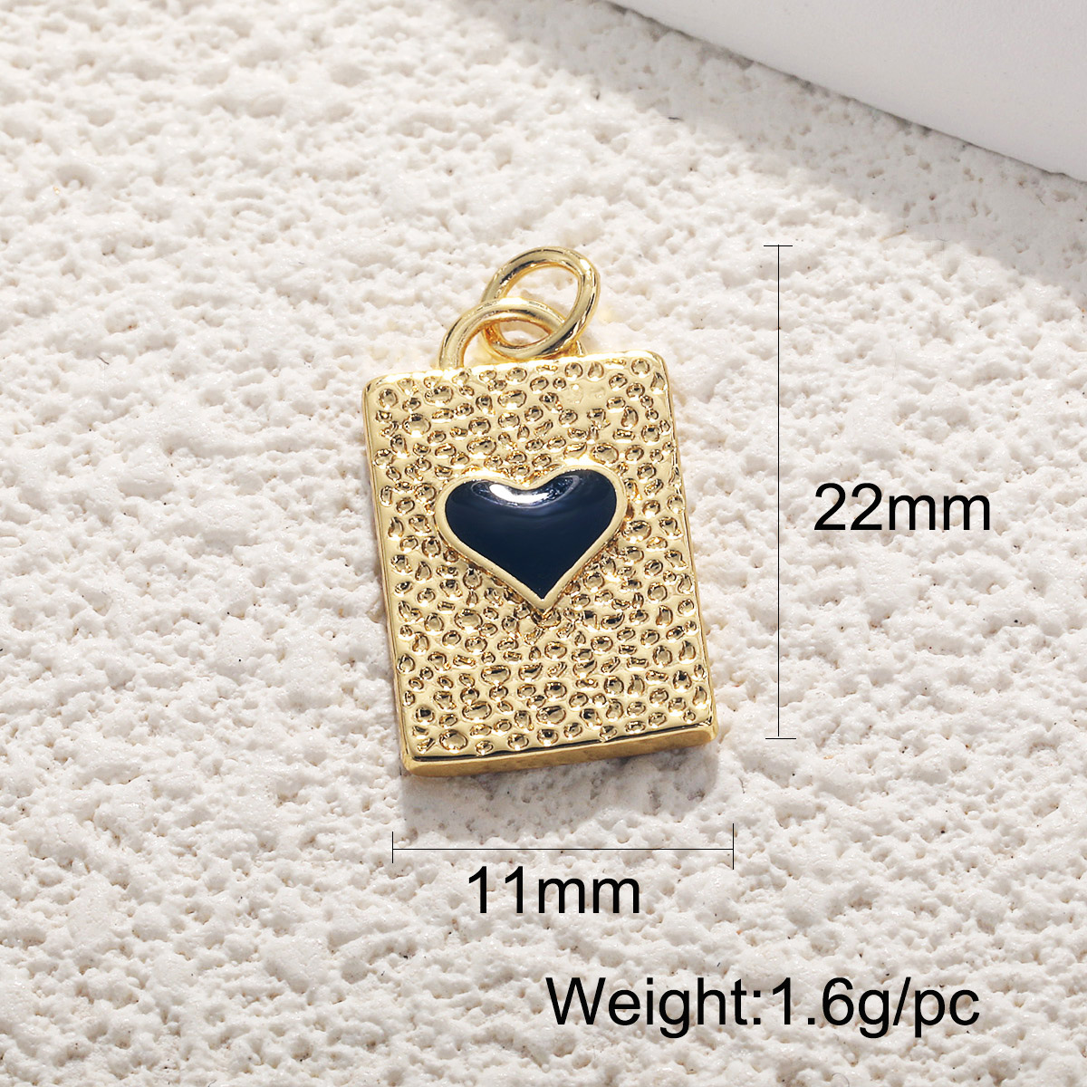 2g Weight Pendant Jewelry Making Type 1 Piece Quantity Holiday, Daily Occasion Copper Material Geometric, Heart Shape Pattern Unisex Gender Plating Design Retro Style 1 Piece Copper Geometric Heart Shape Pendant 1