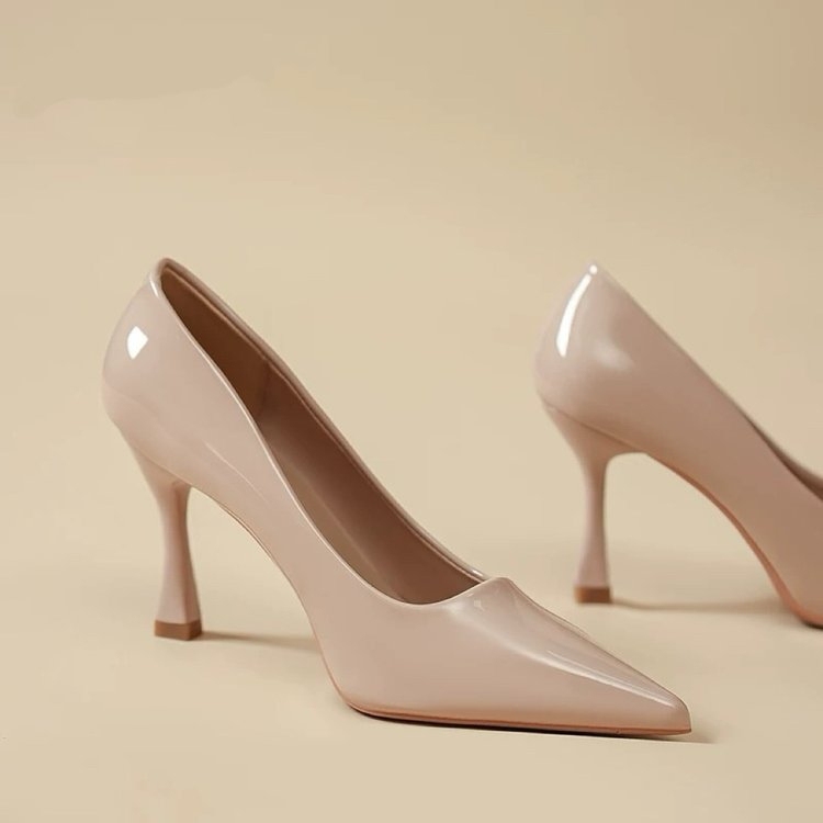 Patent Leather Black High-Heeled Shoes for Women in Spring & Fall, Stiletto Heels, High-End, Non-Tiring, Small, Shiny French Professional Shoes