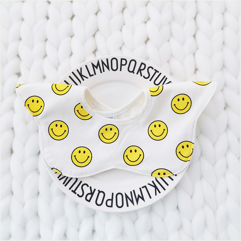 Bebé recién nacido otoño e invierno nuevo estilo flor saliva toalla algodón bebé impermeable escupir babero 360 grados rotación