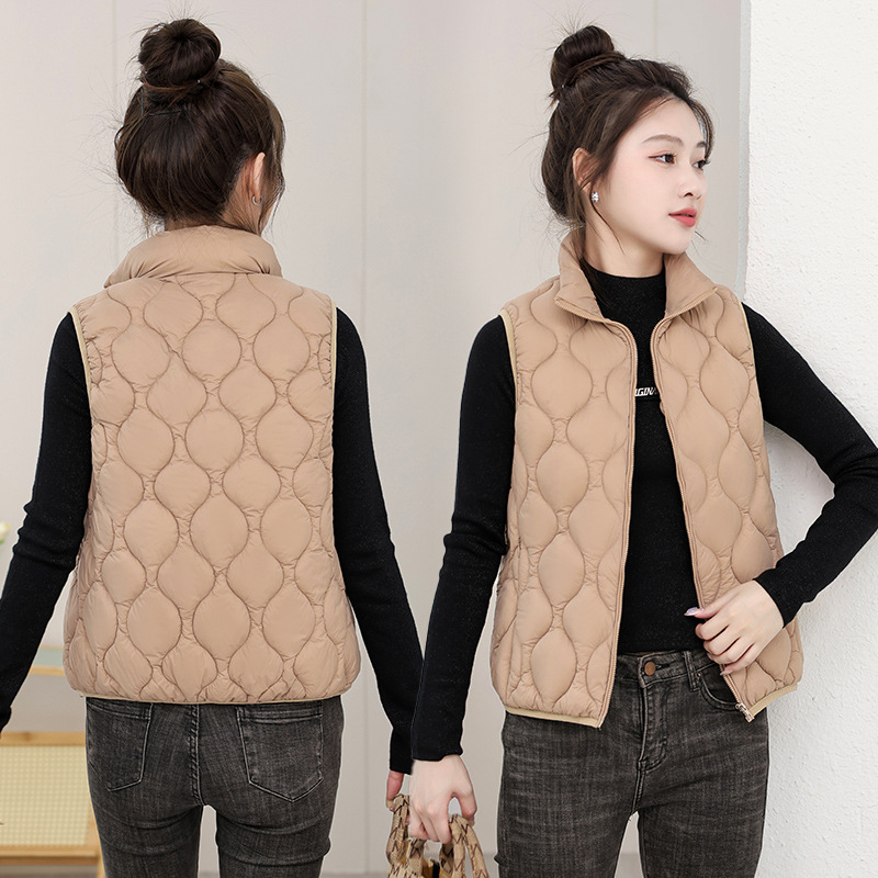 Demi-season vest