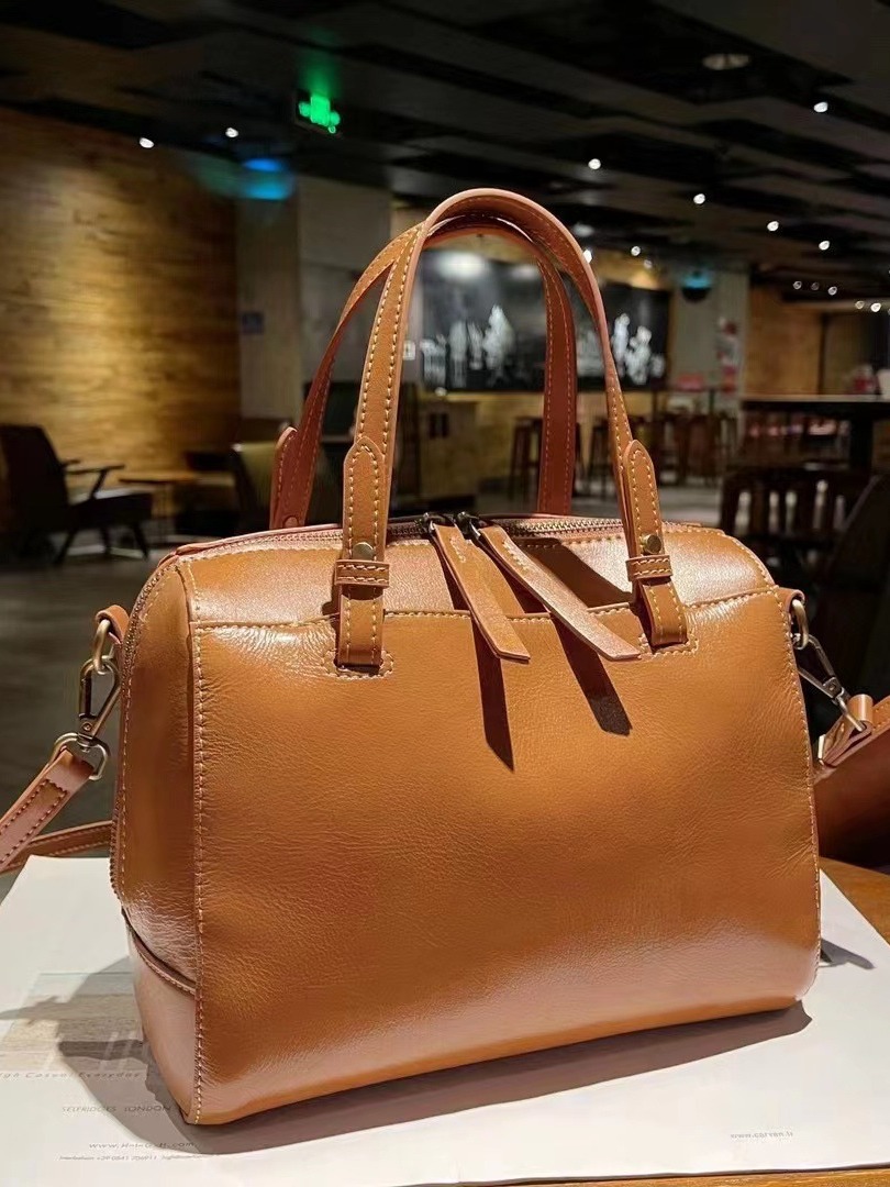 Bolso de cuero curtido vegetal primera capa de piel de vaca gran bolsa de pasta de árbol de cuero retro bolsa de mensajero de moda casual todo-fósforo de cuero suave 775