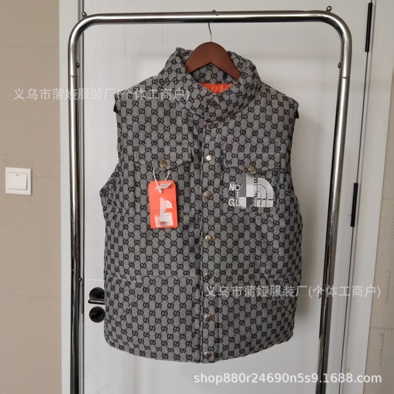 P潮牌2025冬季刺绣徽章羽绒服马甲男士撞色提花拼接立领马夹外套|undefined