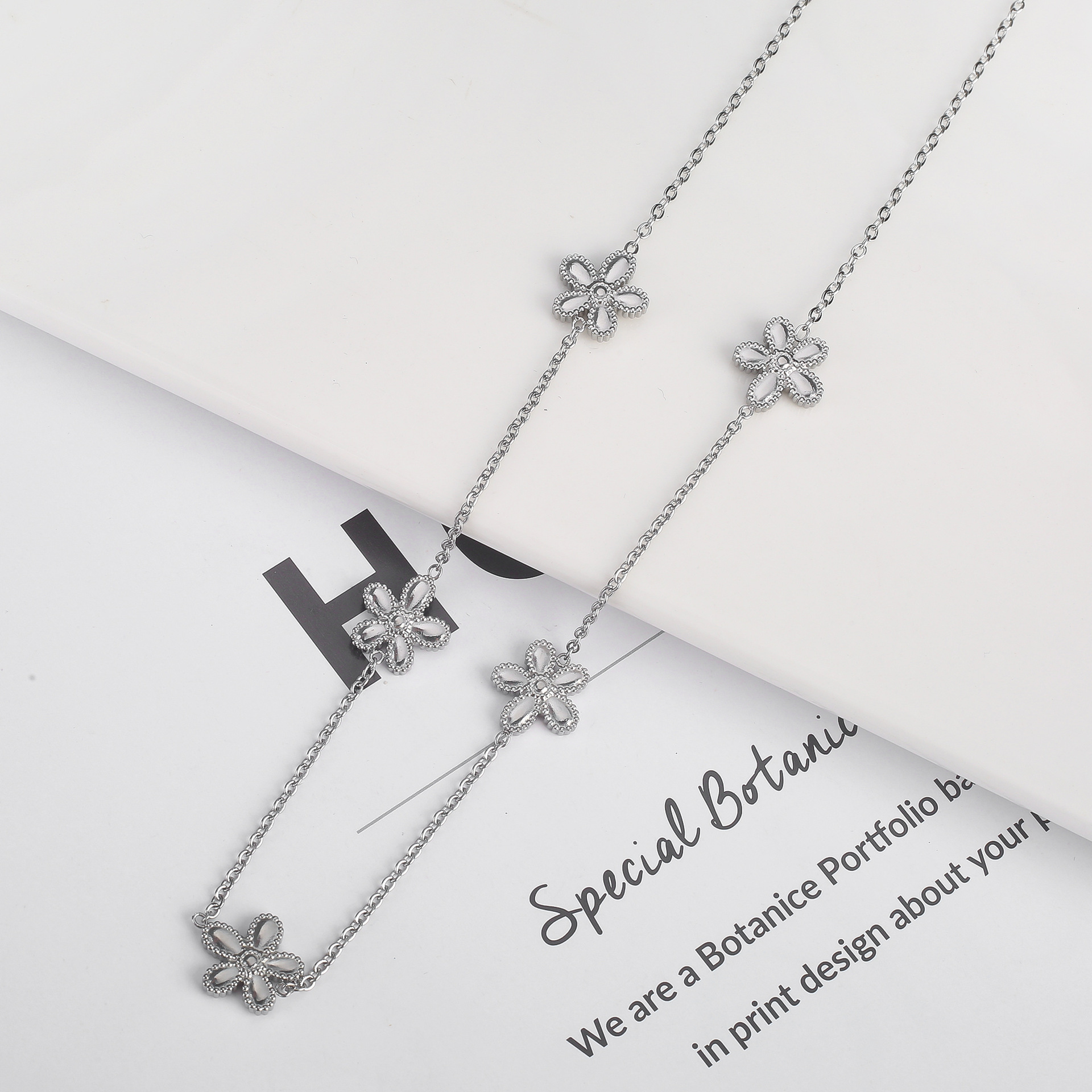 Holiday, Daily Occasion 304 Stainless Steel 18K Gold Plated Simple Style Classic Style Plating Flower Jewelry Set