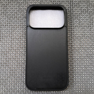 �m���O��IPHONE18PRO����һTPU+PC����NƤ�ز�0.7���۷����y�ز�