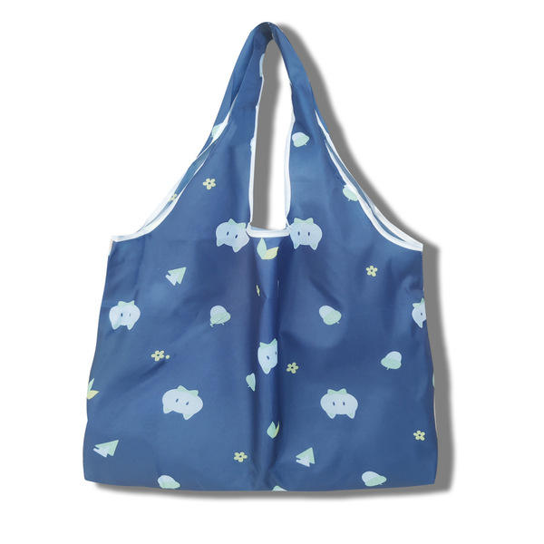 Capacious folding shopping bag