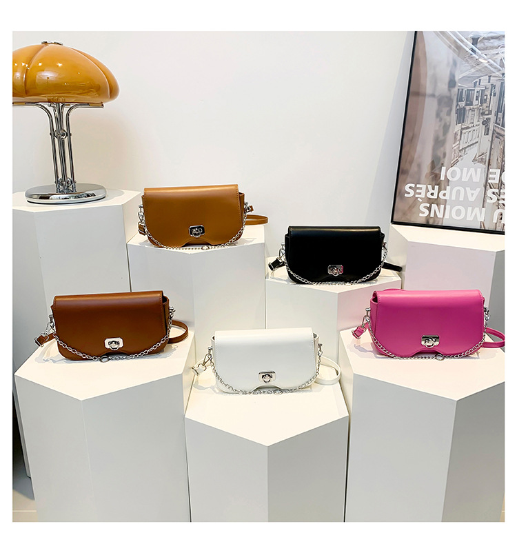 Bolso de hombro de color liso con diseño de axila coreana, sencillo y moderno, con diseño diagonal, para mujer, novedad de verano de 2024_voghion.com