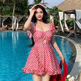 游泳衣女泡温泉2025新款ins风保守连体遮肚显瘦女士性感大码泳衣