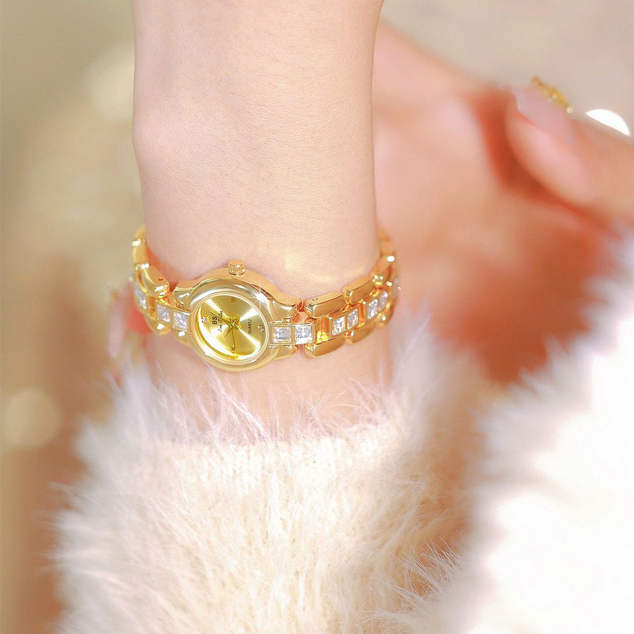 BS new popular 2024 light luxury jewelry square diamond retro small gold watch High sense Women's Watch FA1716