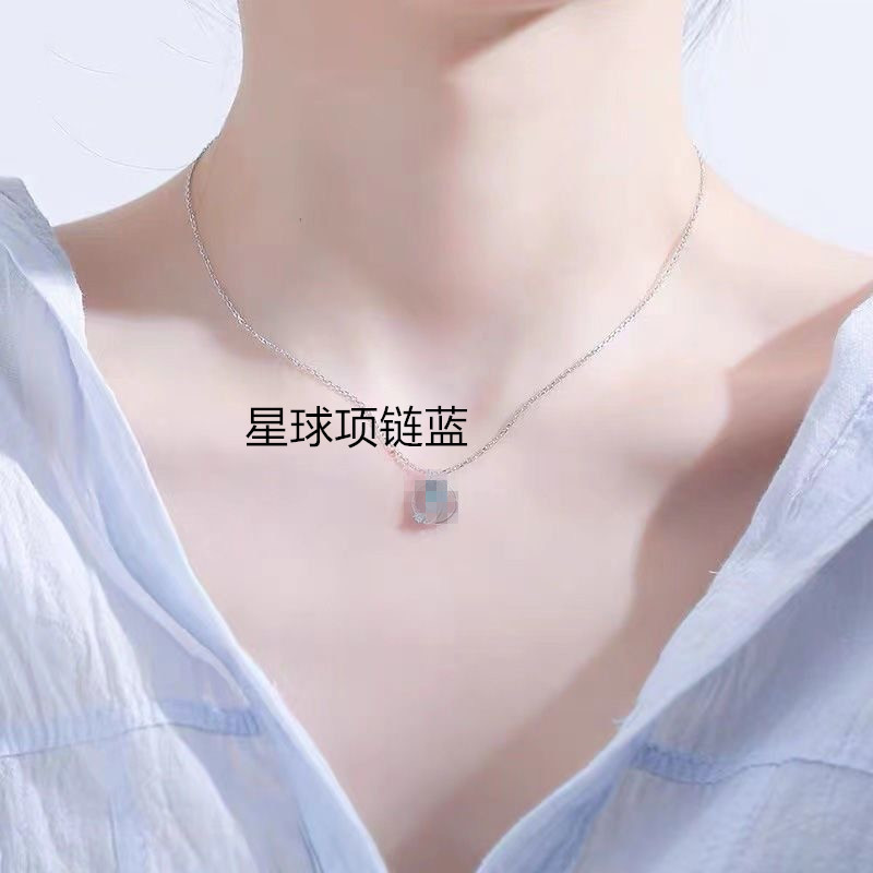Collar de planeta para mujeres de verano, plata esterlina ligera y lujosa, nicho de diseño, collar de clavícula, 2024 nuevo regalo de cumpleaños