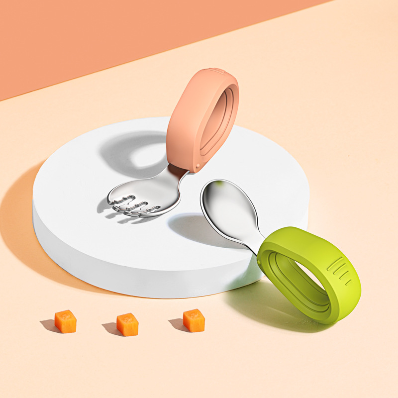304 de acero inoxidable 316 bebé cuchara Tenedor de silicona mango corto cuchara Tenedor traje jardín de infantes auto-comer