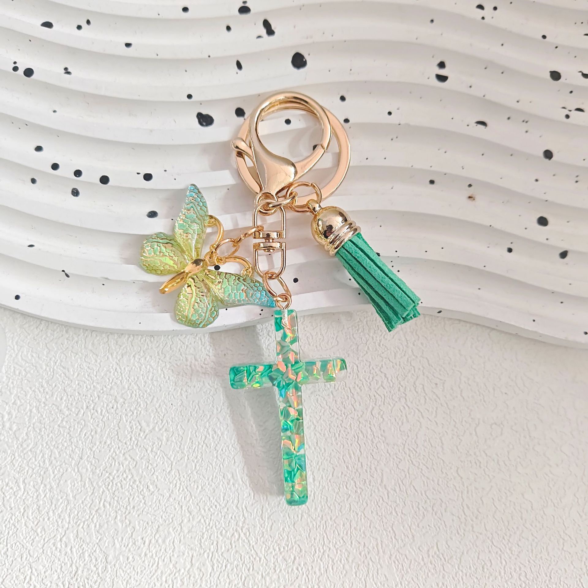 16g Weight Sequins Inlay Material Keychain Classification Daily Occasion Epoxy Material Cross, Butterfly Pattern Women's Gender Sweet Style Cross Butterfly Keychain Epoxy Sequins Women's Sweet Keychain 9