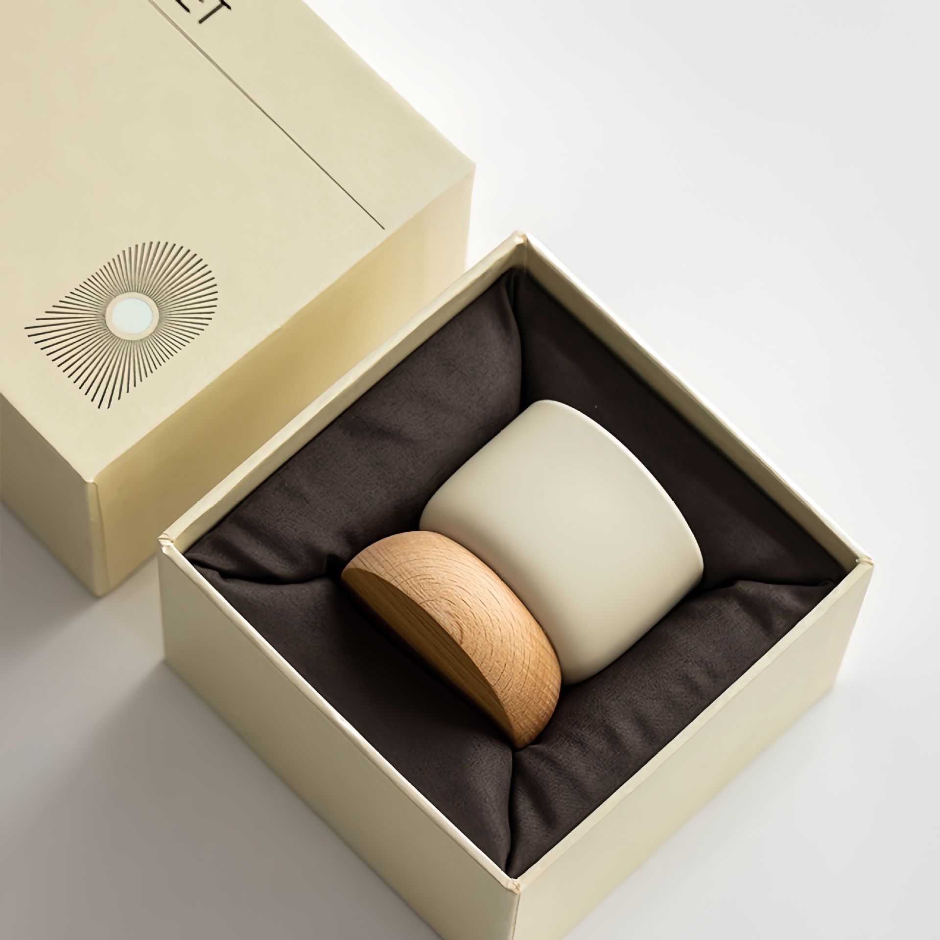 Cream Style Ins Japanese Simple Wooden Foot Tea Cup Gift Box High-End Master Cup Girls Personal Special Tea Cup