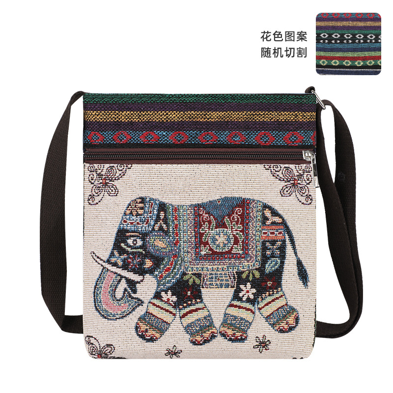 흰색 바탕에 코끼리