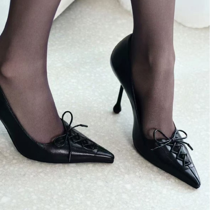 2025 Bow High Heels Women's Stiletto Pointed Toe Cut Out High-End Royal Lady Sexy Banquet French Shoes