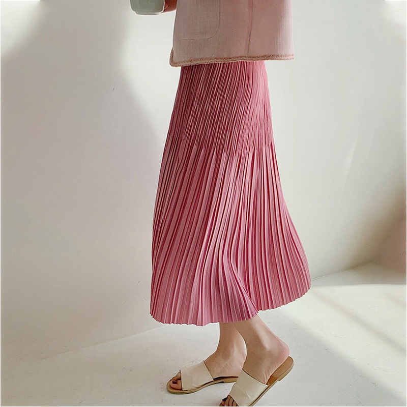 2026 Summer Style Pleated Vertical Stripe Crinkled Slimming A-Line Skirt with a Stylish Design, Mid-Length Flowy Chiffon Skirt