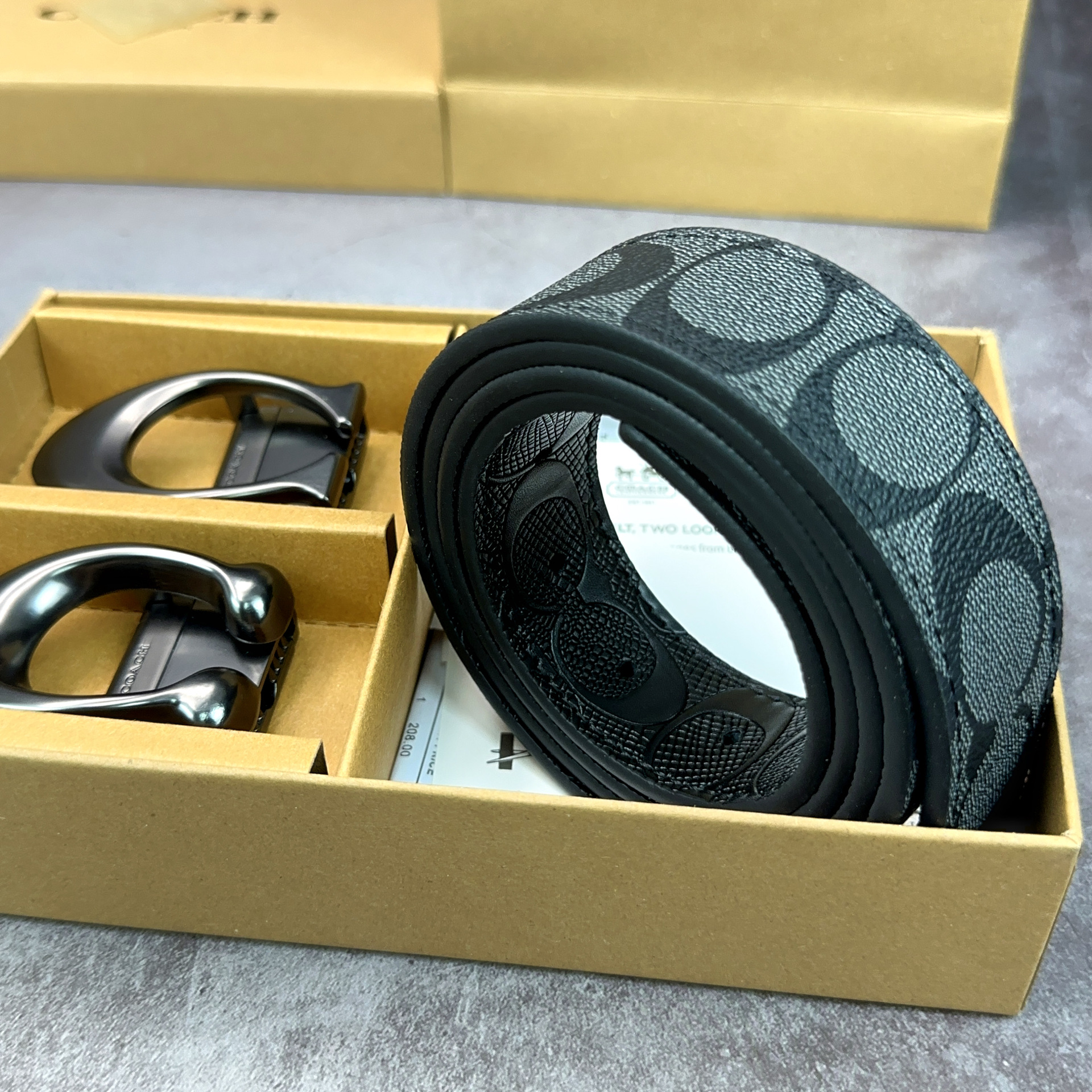 Double-sided flower small c big c