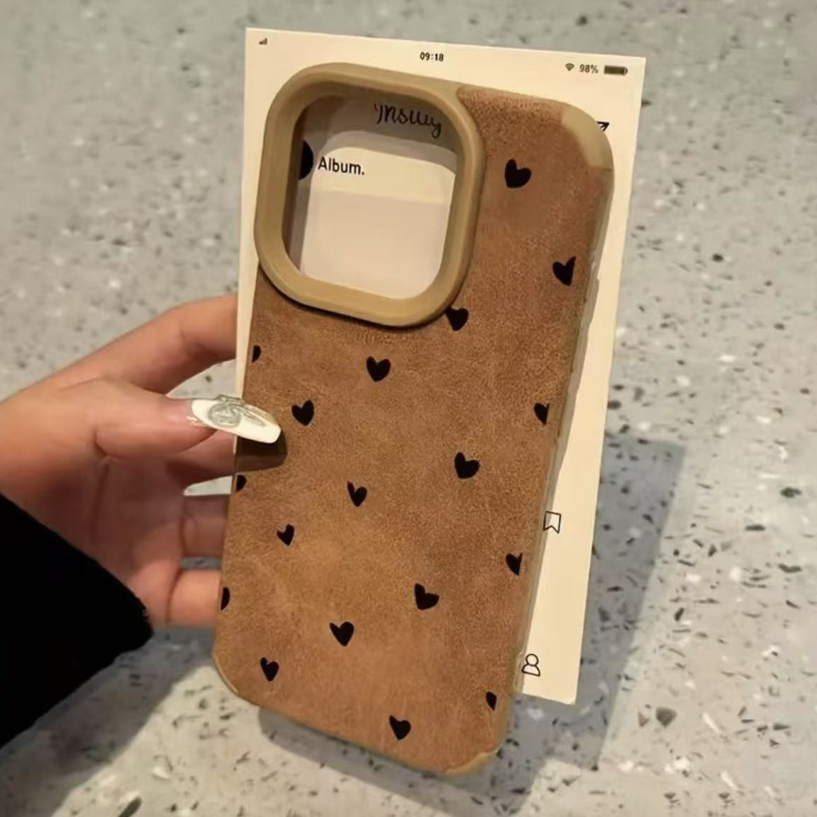 El nuevo amor transfronterizo se aplica a la caja del teléfono móvil iphone16 niña Apple 15promax/14 piel de oveja 13pro12