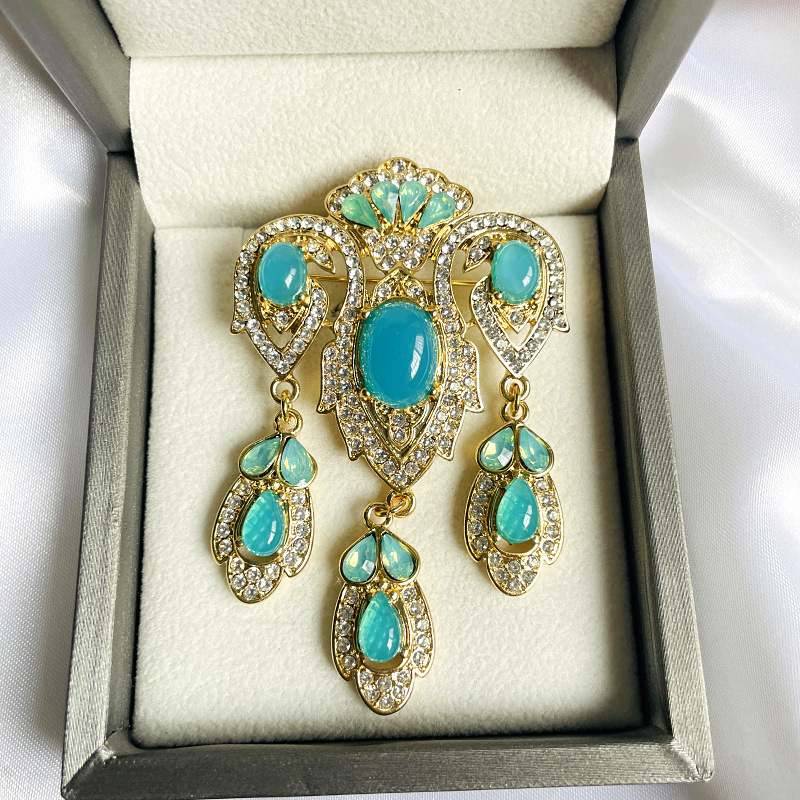 Middle ancient court style anti-light brooch buckle inlaid with resin GEM High sense cheongsam accessories corsage pin wholesale