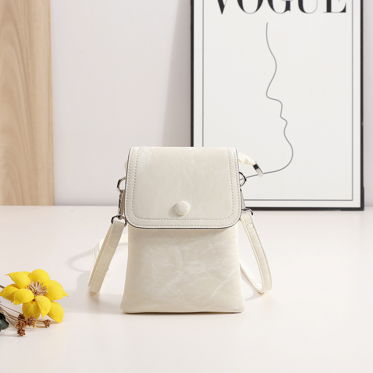 Cross-Border Soft Leather High-End Commuter Small Bag 2026 New Model Women's Versatile National Style Mobile Phone Bag Single Shoulder Crossbody Bag